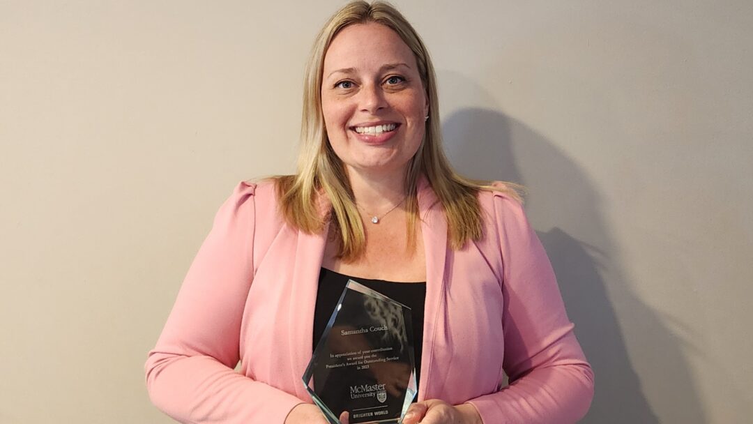 A photo of Sam Couch with her award.